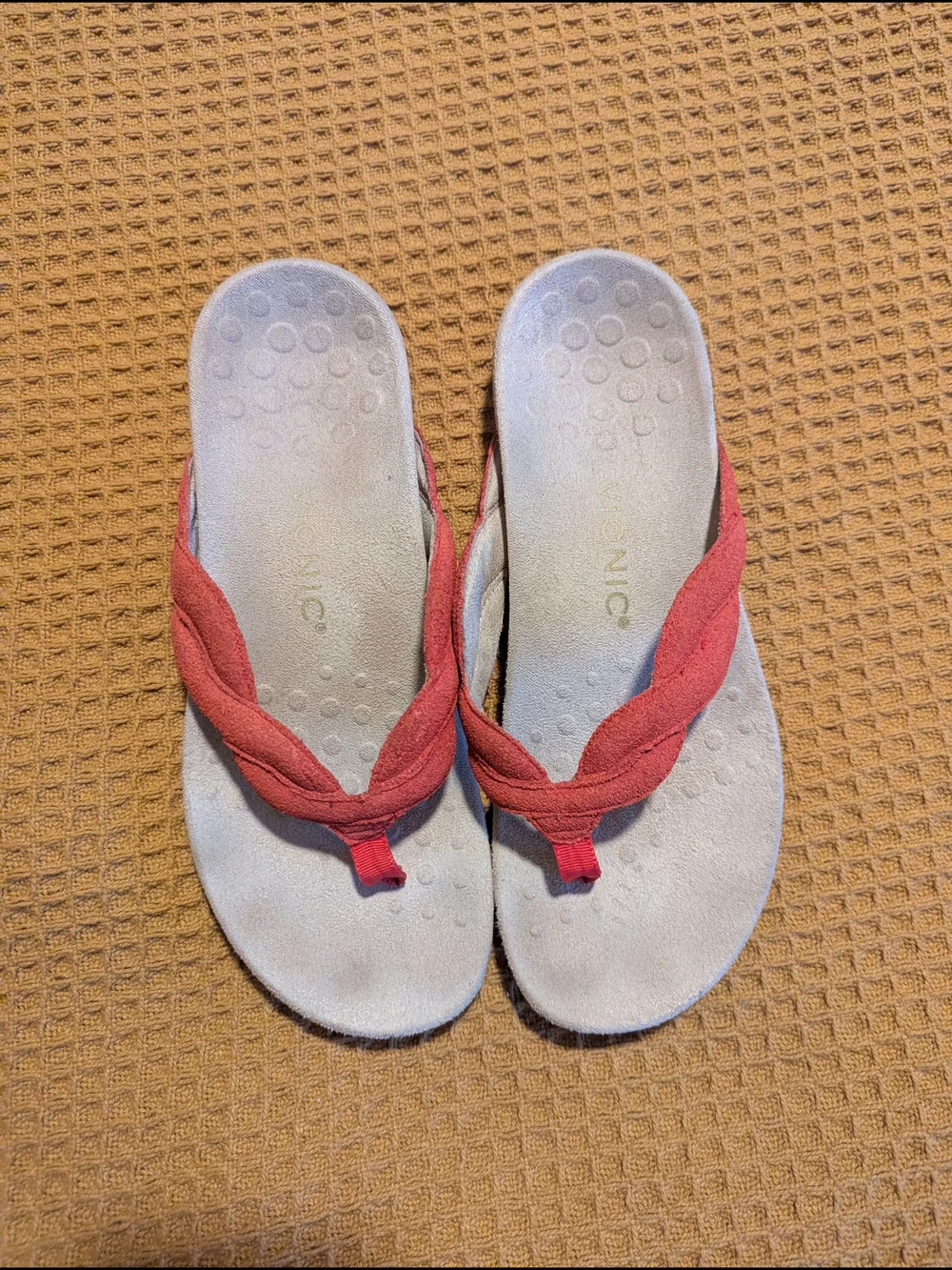 Vionic Bella Braid Red Suede Thong Sandals, 8